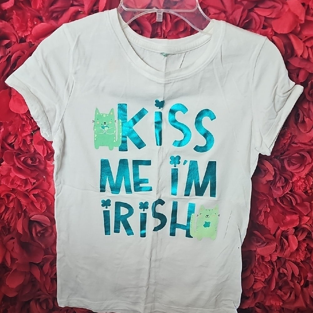 Girls White and Green Graphic St. Patricks Day Tshirt Size 10/12